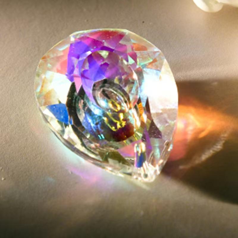 קוביית אור פריזמה צבעונית: תופסן שמש יצירתי, קישוט לשולחן העבודה ומתנת יום הולדת