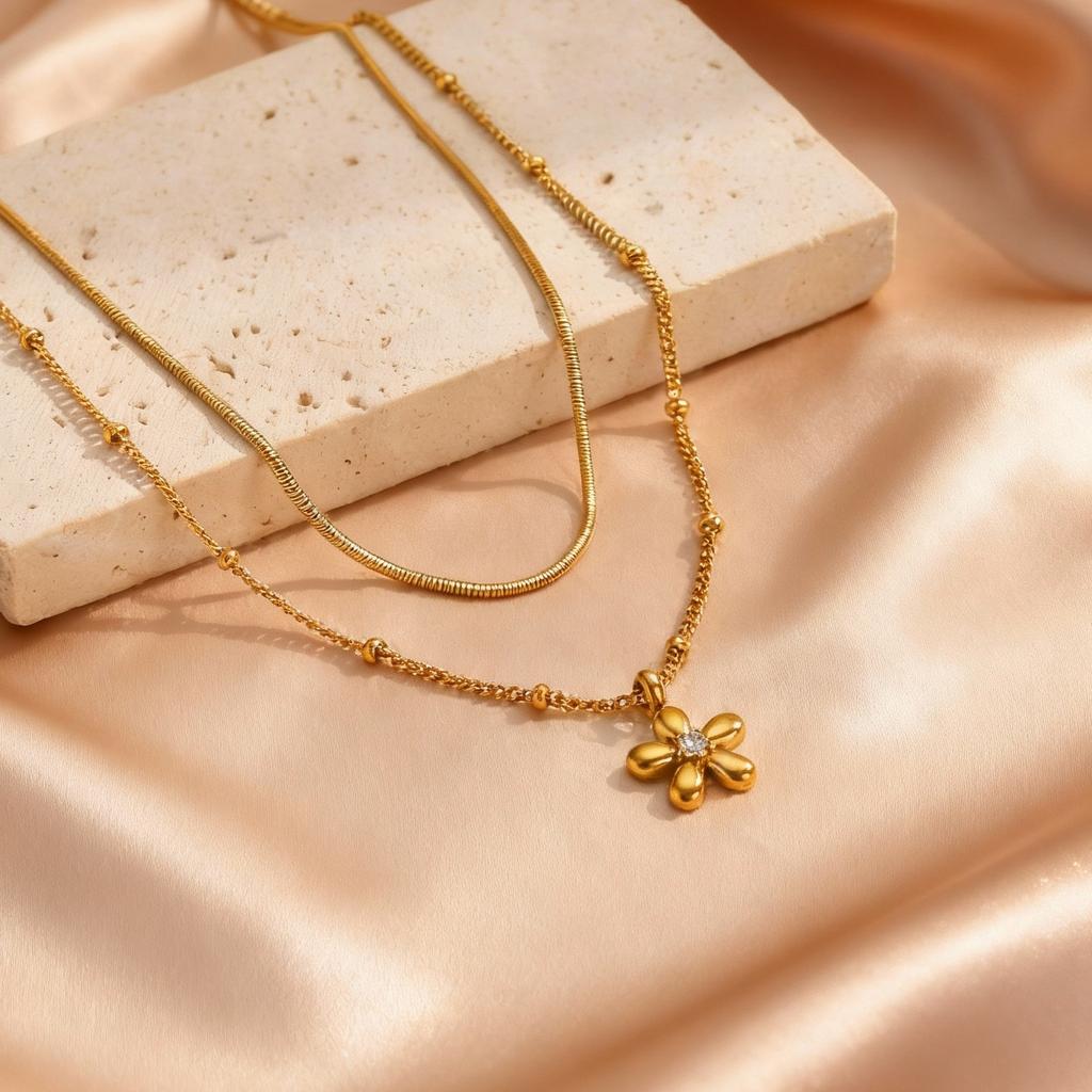 Double Layer Stainless Steel Flower Pendant Necklace for Women, Gold Plated Snake Chain Choker Necklace, Stacked Fashion Jewelry