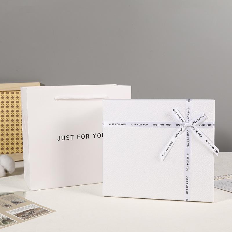 Valentine's Day White Lid & Base Gift Box for Lipstick - Elegant Holiday Packaging