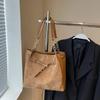 Casual Commuting Retro Large-capacity Bag Women's New Autumn and Winter Fashion Shoulder Bag Niche Tote Bag