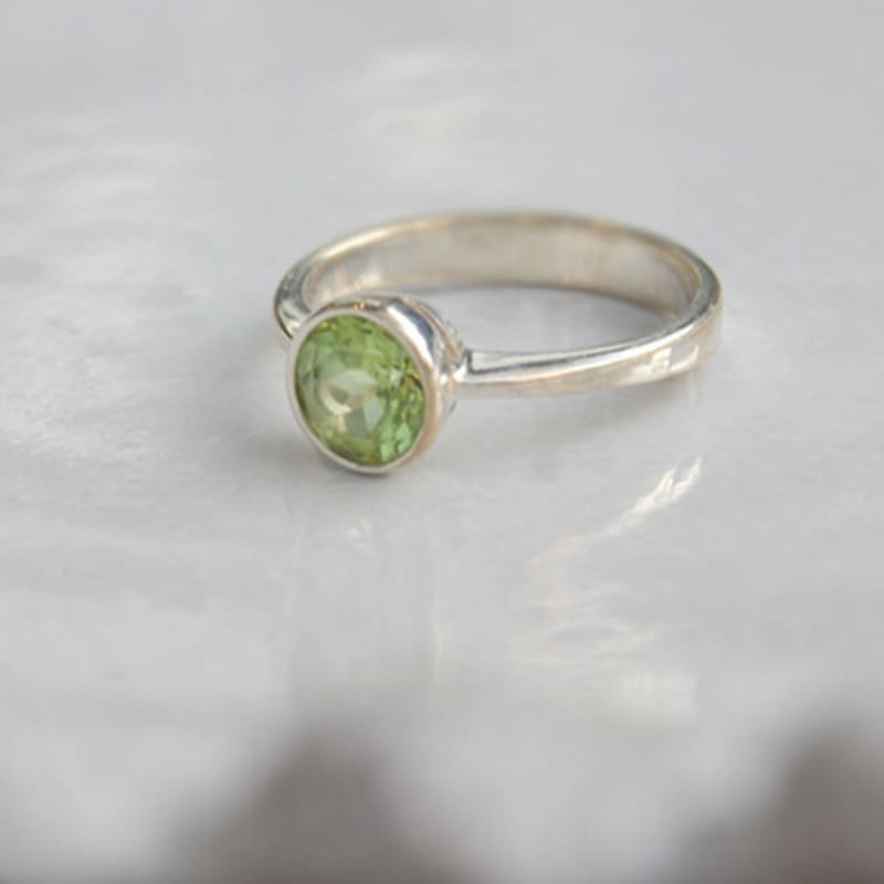 martha in the garret peridot.604