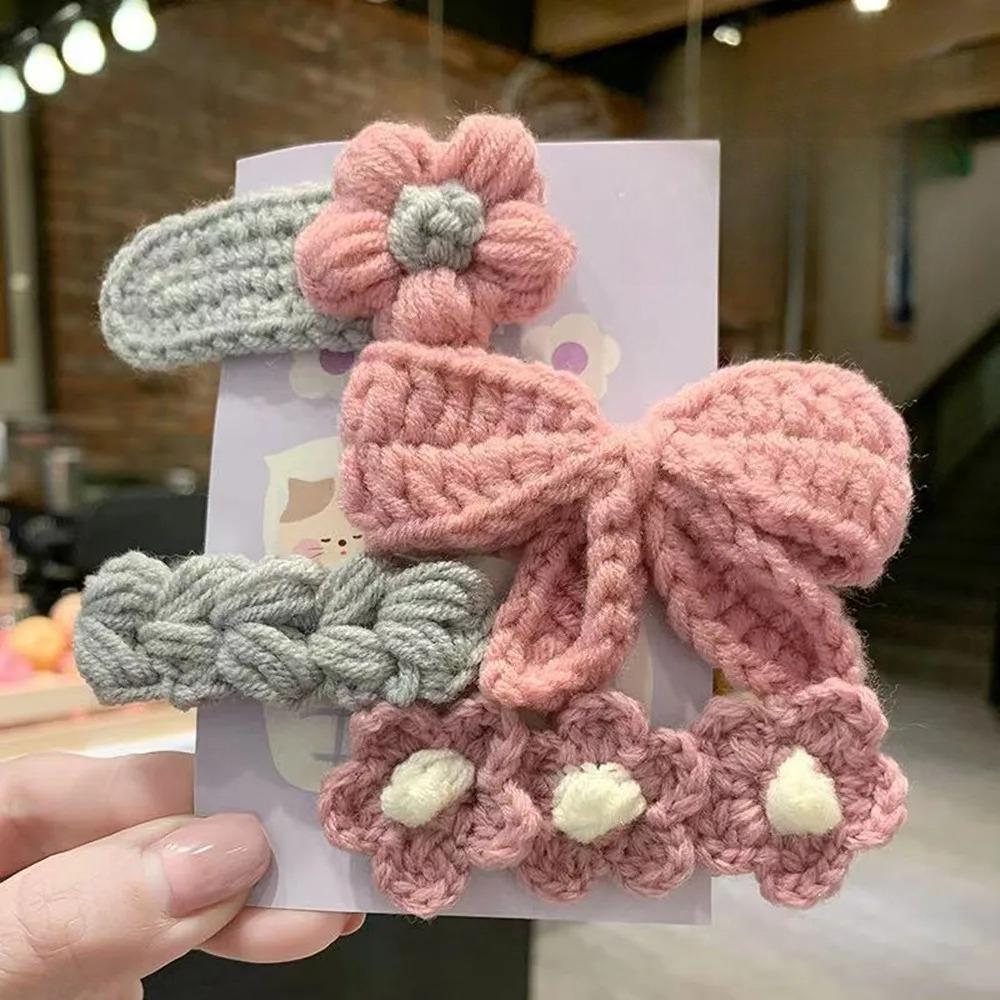 4Pcs Cute Knit BB Hair Clips, Handmade Flower Border Clips,Bow Bang Clips for Kids,Suitable for Chrismas Festival Celebration