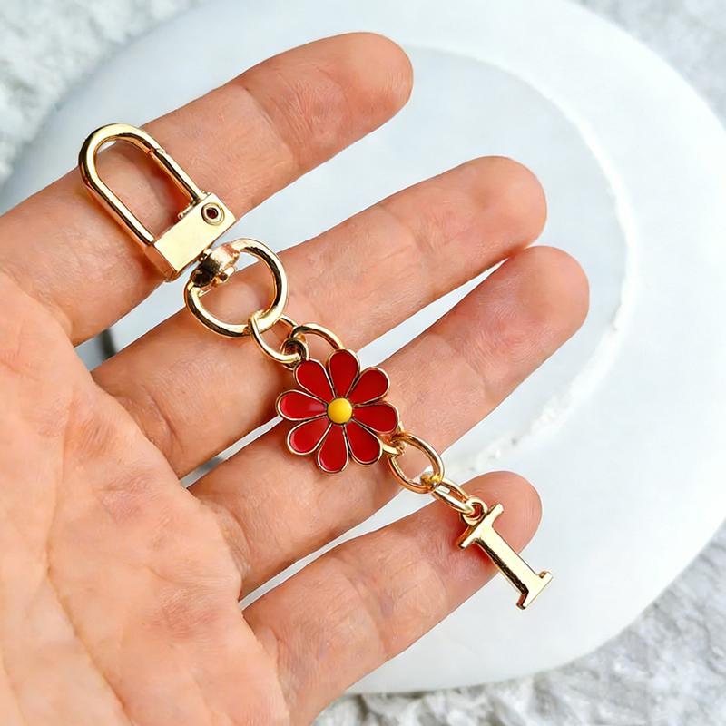 Metal Red Daisy Alphabet Keychain  A-Z 26 Letters Keyring Charms Bag Pendant Jewelry Gift Accessories