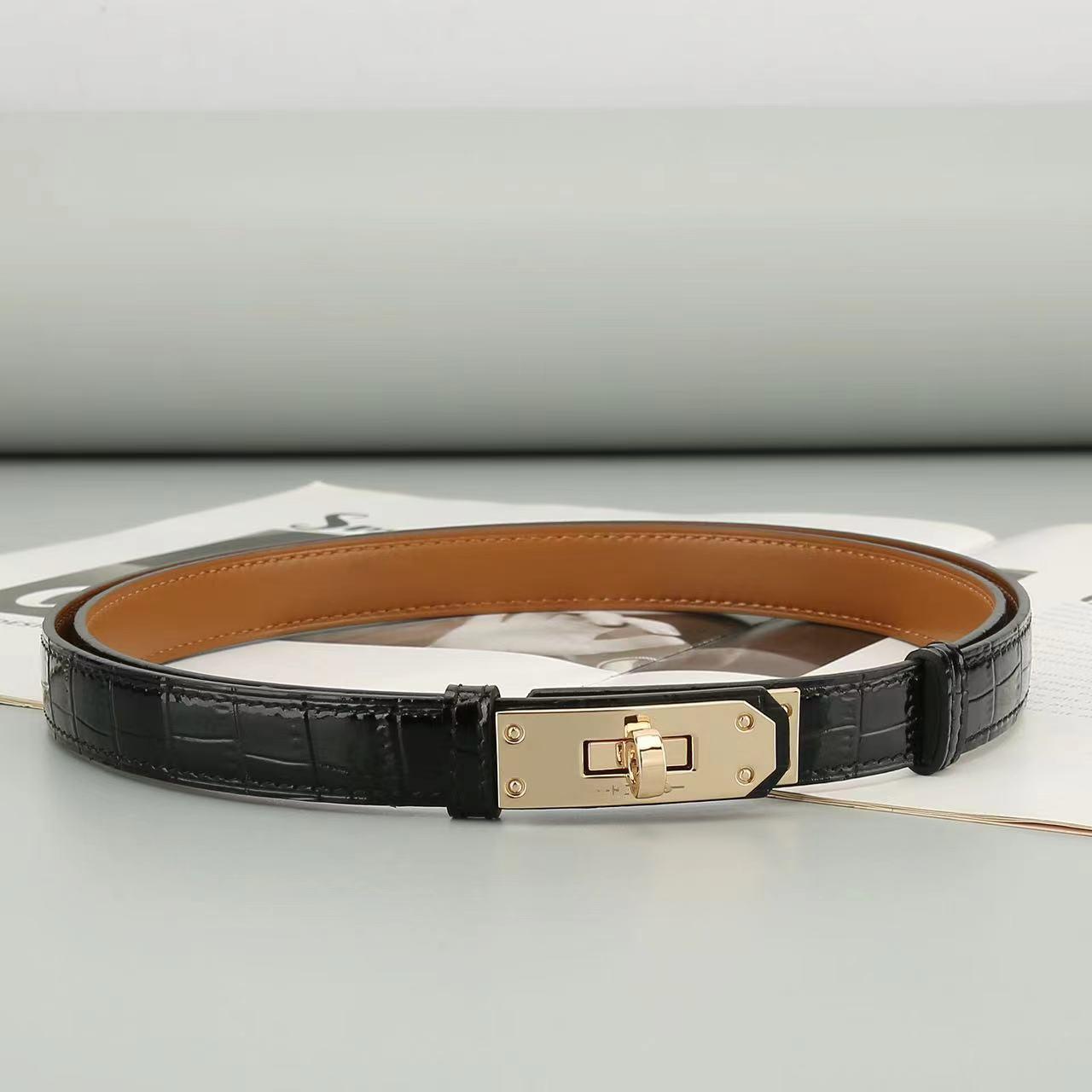 

Женский регулируемый ремень из натуральной кожи с узором под аллигатора