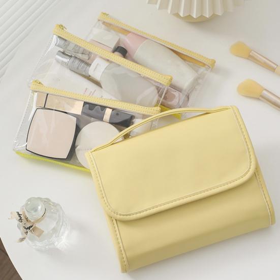 

Travel Cosmetic Bag with 3 Removable Pockets Large Capacity Zipper Closure Waterproof Makeup Organizer Toiletry Bag жовтий