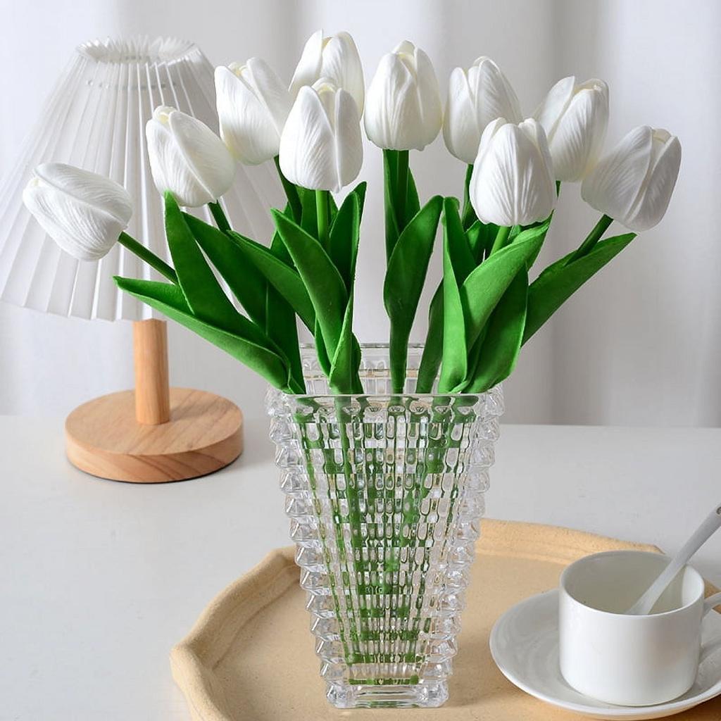 Tulipány Umelé kvety 18 ks Falošné hodvábne tulipány Tulipány s dotykom ako živé Kytice Usporiadania na Valentína Deň matiek Kvetinové darčeky