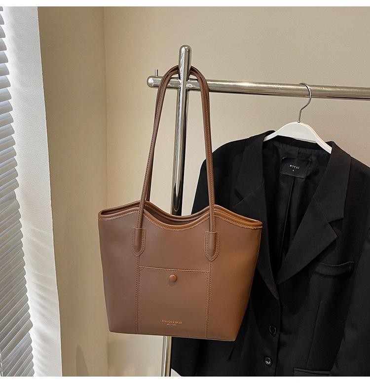 Large-capacity Bag Women's New Simple Shoulder Messenger Bag High-end College Student Commuting Tote Bag