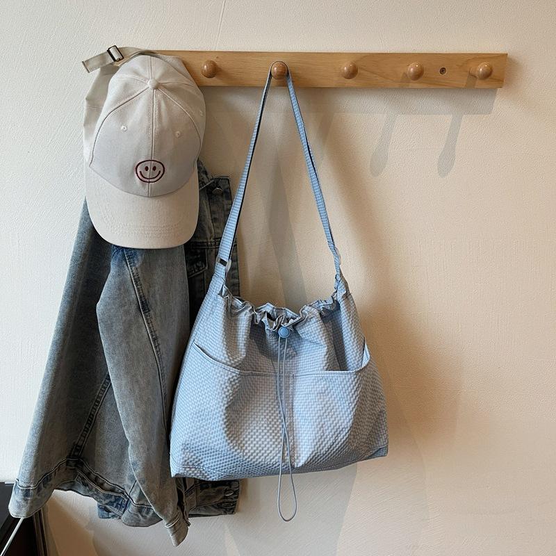 

Модная персонализированная сумка на плечо подмышку, классная сумка для поездок на работу и отдыха большой вместимости, женская сумка-мессенджер тоут 2025 новинка синий