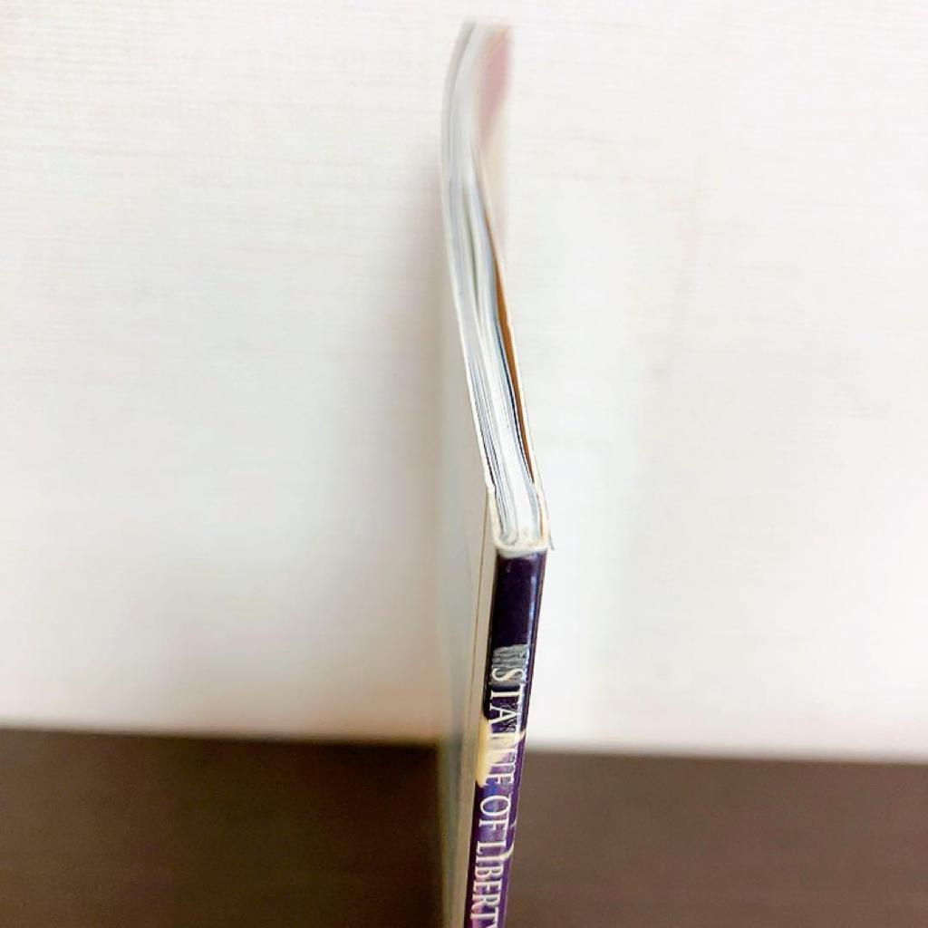 [USED] Statue of Liberty Wonders of the World