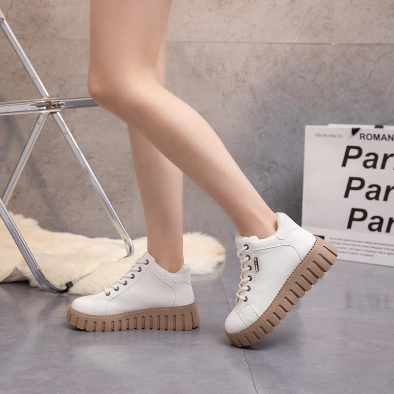Women's New Versatile Elevator Mesh Boots Fashion Thick Sole Platform Elevated Height Increasing Short Boots Daily Wear