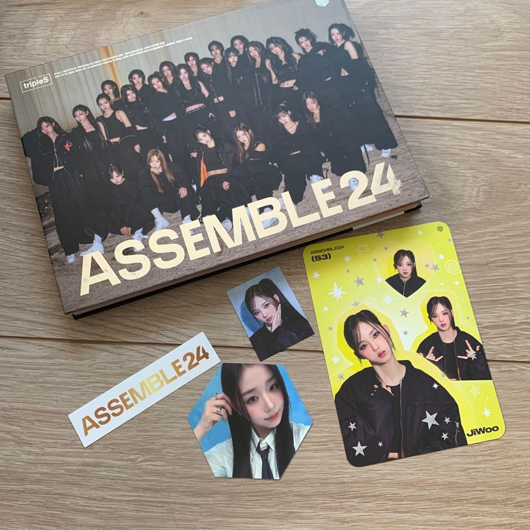 

[USED] tripleS ASSEMBLE24 CD Album triple S
