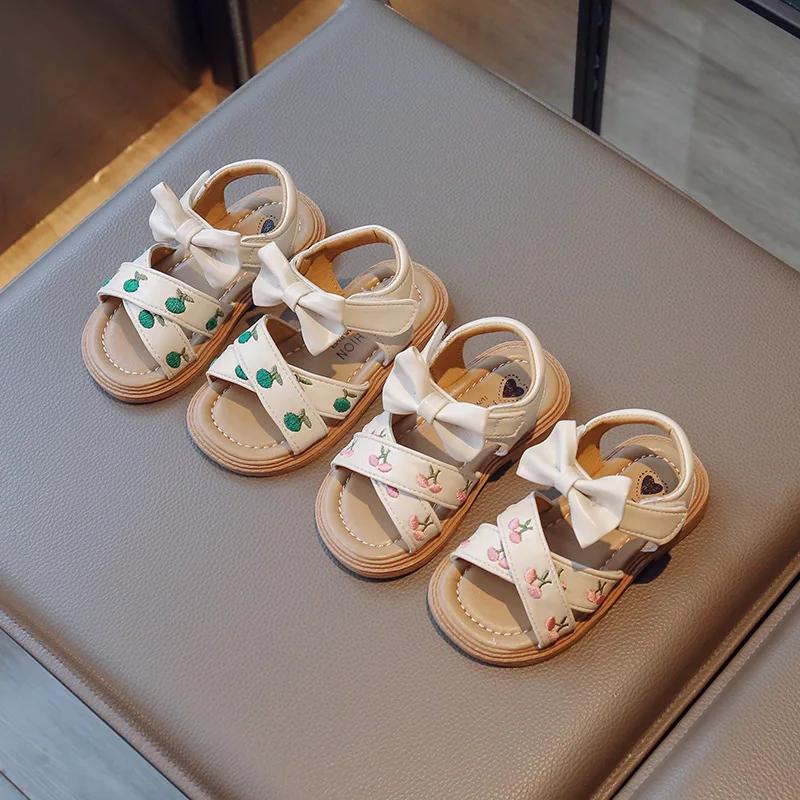 Sweet Children's Sandals Girl Summer Bowknot Fashion Kids Embroider Beach Shoes Fashion Versatile Toddlers Causal Flat Sandals