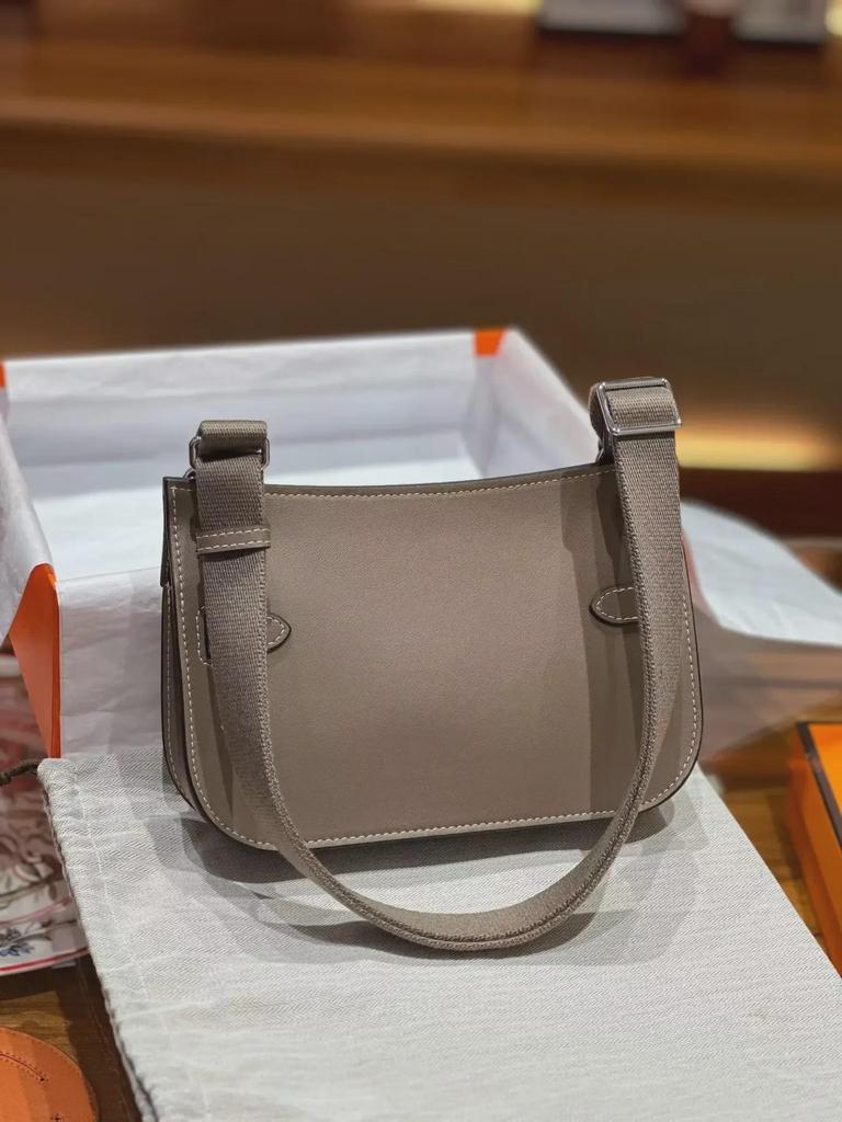 2023 Genuine Leather Gypsy Bag: Versatile High-End Crossbody Shoulder Bag for Men & Women