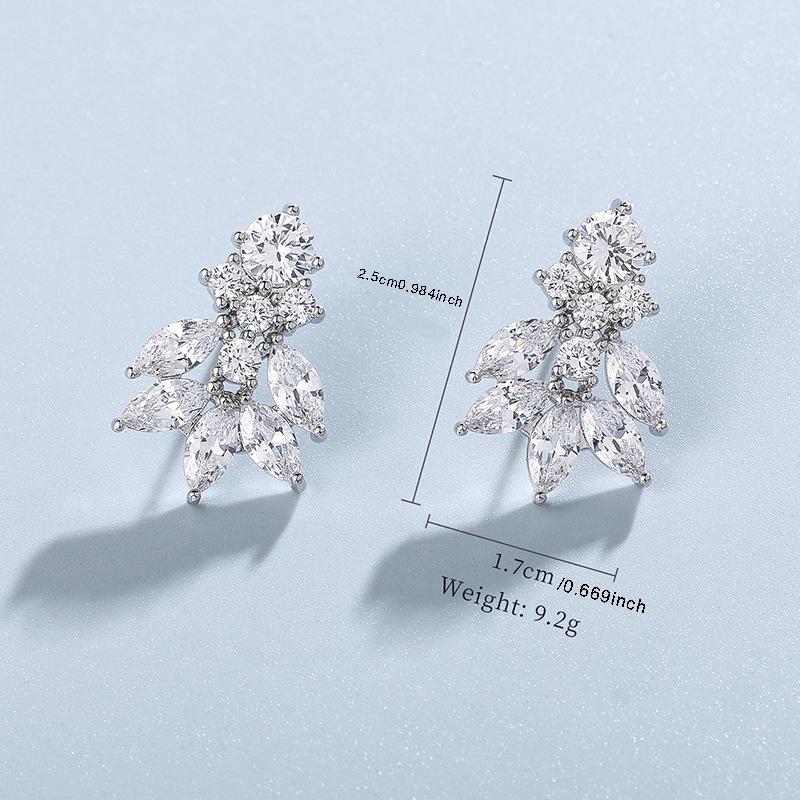 Temperament Elegant Copper Inlaid Zircon Women's Stud Earrings High Sense Bridal Earrings Wedding Photography Steel Needle Earrings Hot