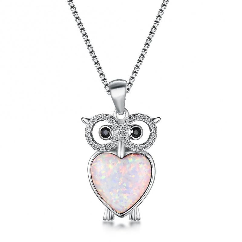 

Platinum owl necklace, exquisite and lovely pendant.