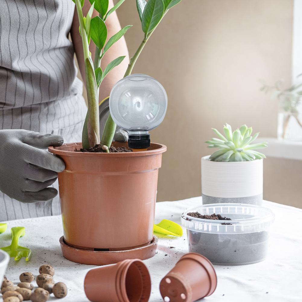 4Pcs 500ML Plant Watering Globes Transparent Self Watering Bulbs Plastic Auto Watering Tool for Indoor Outdoor Plant