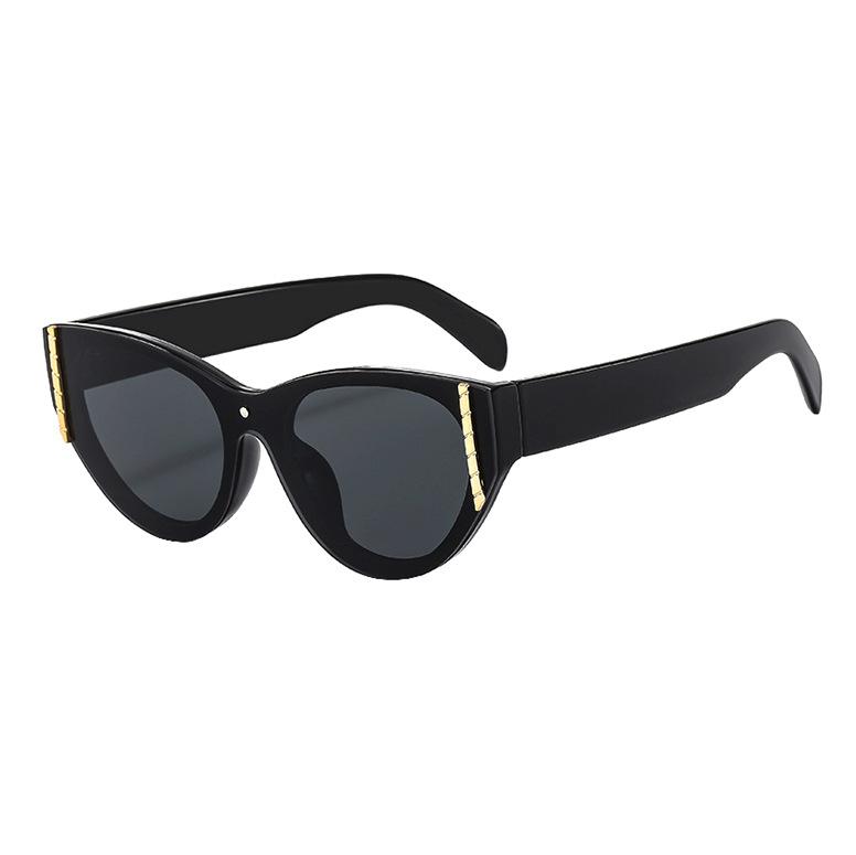 Cat s eye retro leopard print sunglasses, fashionable street photography, advanced sense and thin sunglasses, UV protection