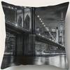 4 Sets Nachtansicht der Manhattan und Brooklyn Bridge Kissenbezüge, Kissenbezüge für städtische Wohnräume, mit Reißverschlüssen für Heimdekoration Kissenbezug