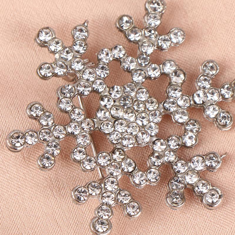 Strassprydd Snöflinga Vinter Dam Mode Brosch Glittrande Kristall Broschnålar Smycken Broscher Dam Julklapp