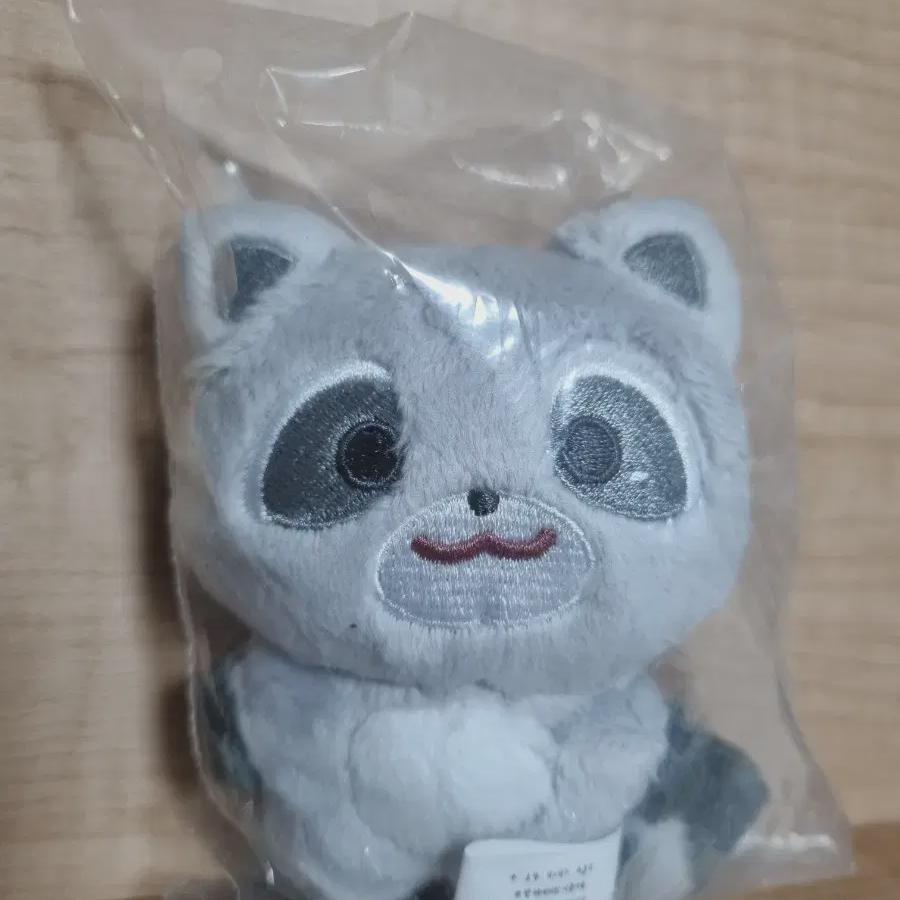 

LUCY Вонбури Чо Вонсан