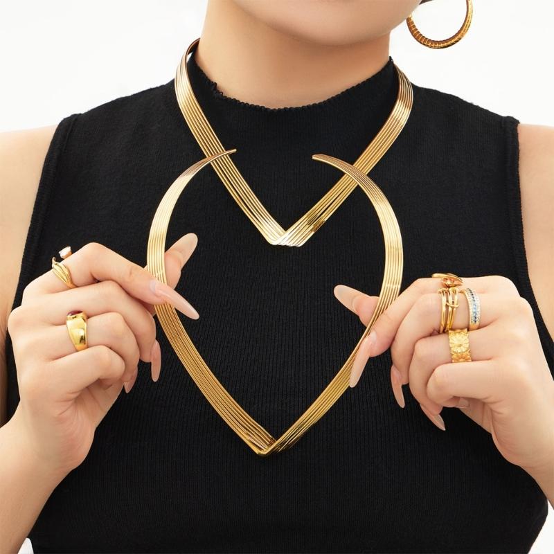 Modern V Neck Collar Jewelry Architectural Styles Stainless Steel Chain For Sensitive Skin