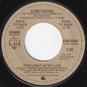 

7-дюймовая пластинка DEBBY BOONE - Ты освещаешь мою жизнь / До завтра GWB0365 Warner Bros. Re US Pop Used