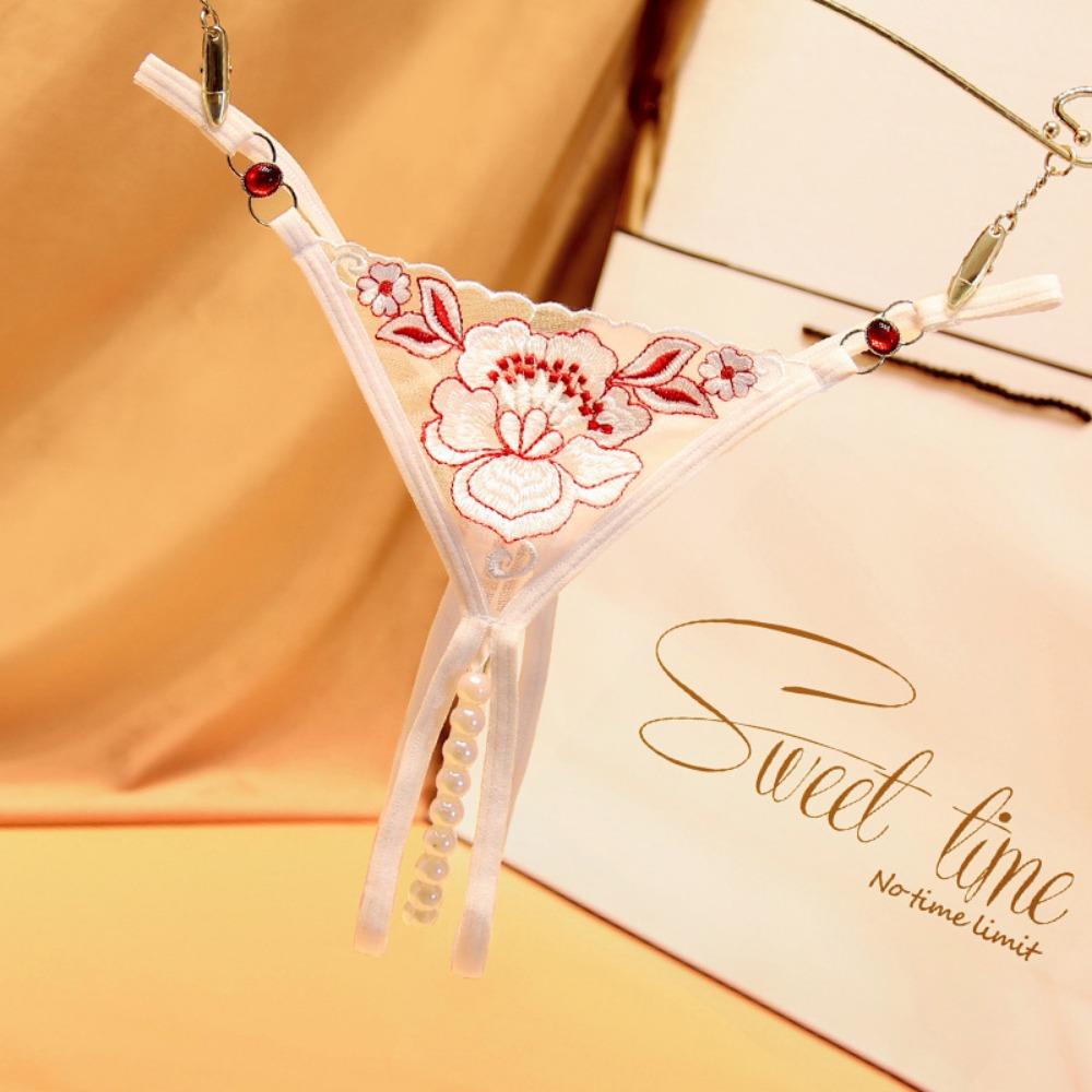 Black Temptation Diamond Thong Women's Perspective Embroidery Playable Beaded Crotch Free Sexy Panties 2270