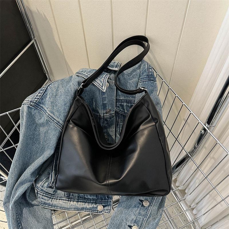 Stylish Urban Chic Pu Tote Bag 2023 Summer Large Capacity Shoulder Bag For Women