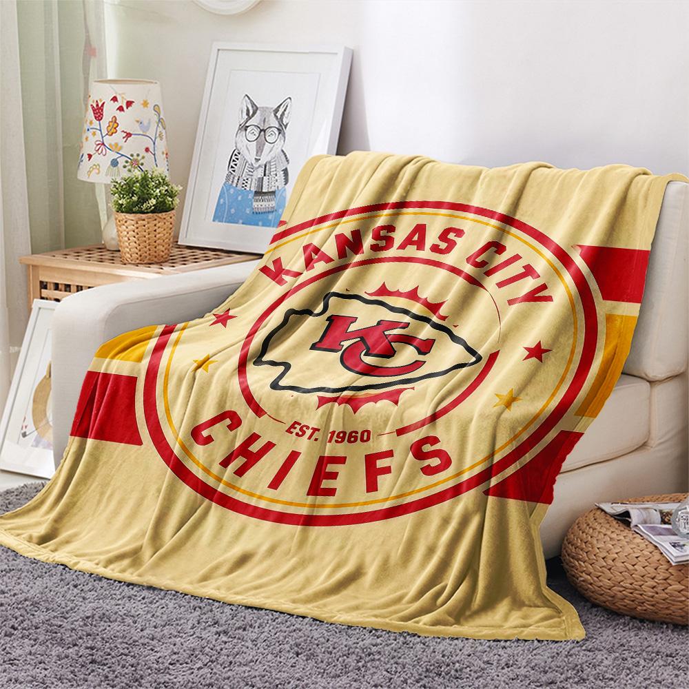 Kansas City Chiefs Flannel Blanket, High quality Comfortable for All Seasons, Home Decor, Warmth and Comfort