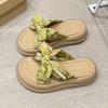 Cool slippers women's summer wear 2025 new platform beach shoes Internet celebrity women's casual fashion word slippers women