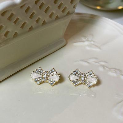 New Style of Women's Korean Style Fashionable Simple Geometric Bow Earrings Cute Student