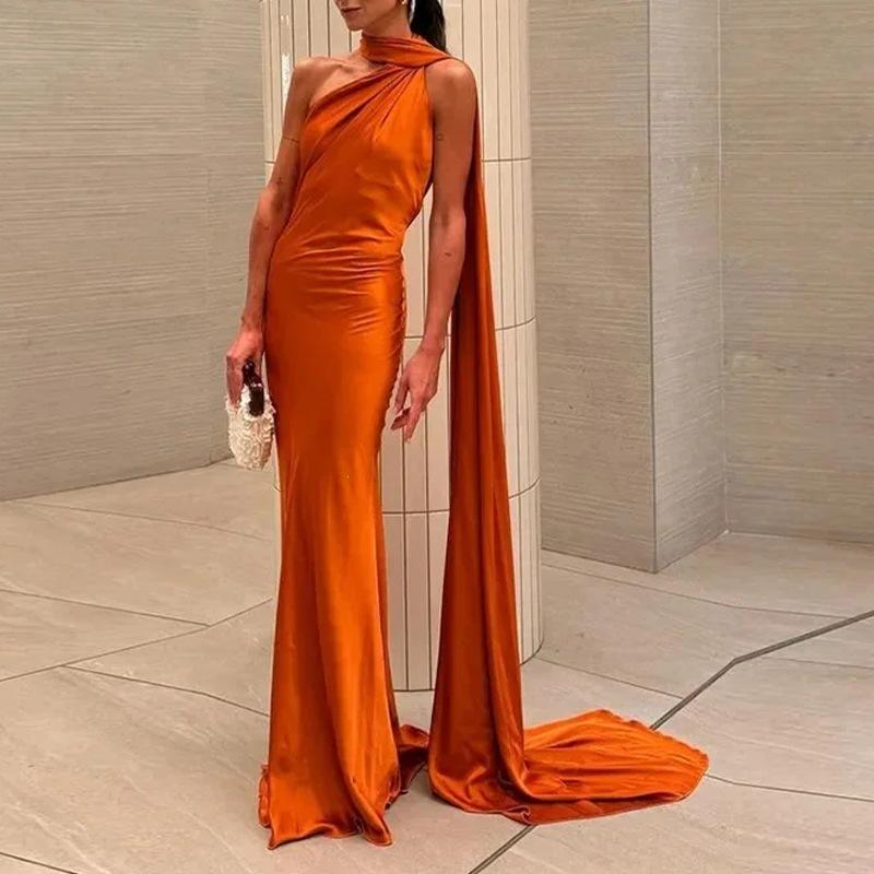 Women's new summer models, European and American women's clothing, fashionable and elegant banquet dresses, solid-color off-the-shoulder dresses