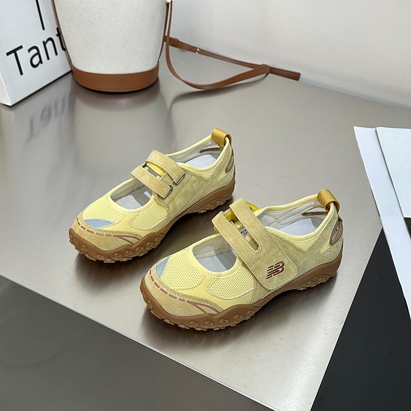 

Super soft and breathable thin mesh platform ballet training shoes women s 2025 spring and summer Velcro light mouth sports and leisure shoes 40 жовтий