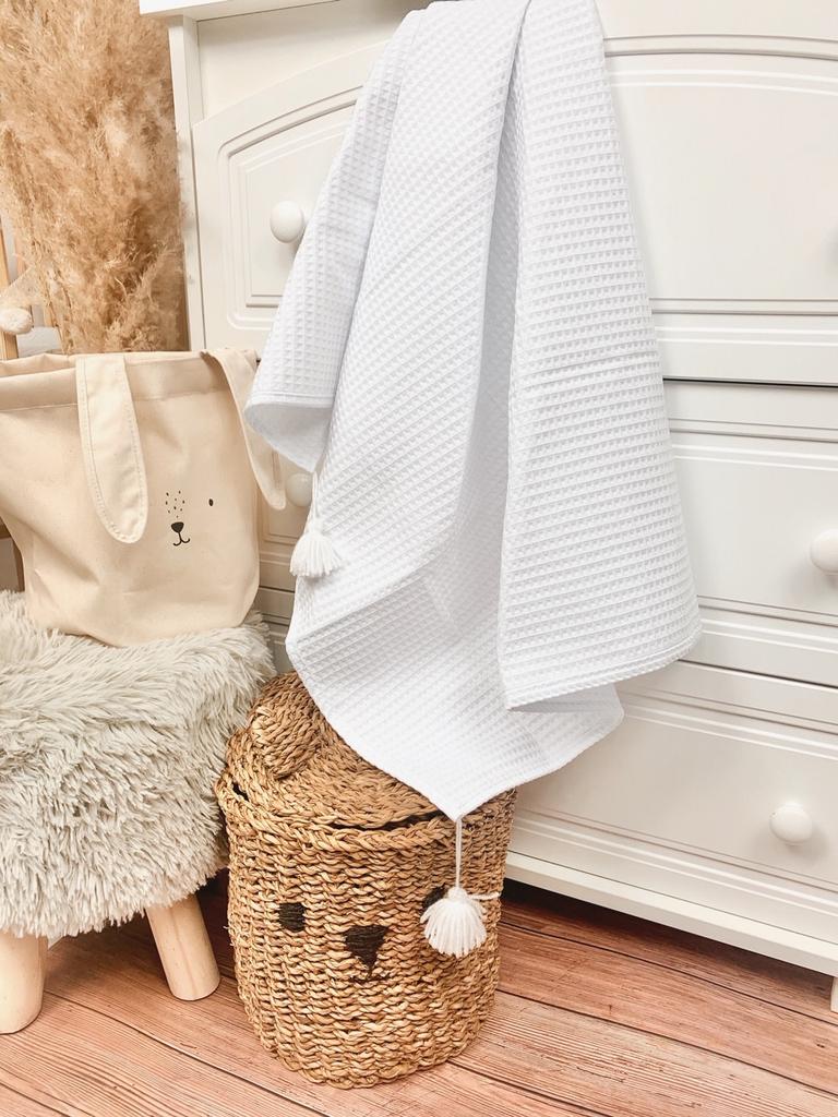 Blanket / waffle blanket 75x100 Boho collection white pompons