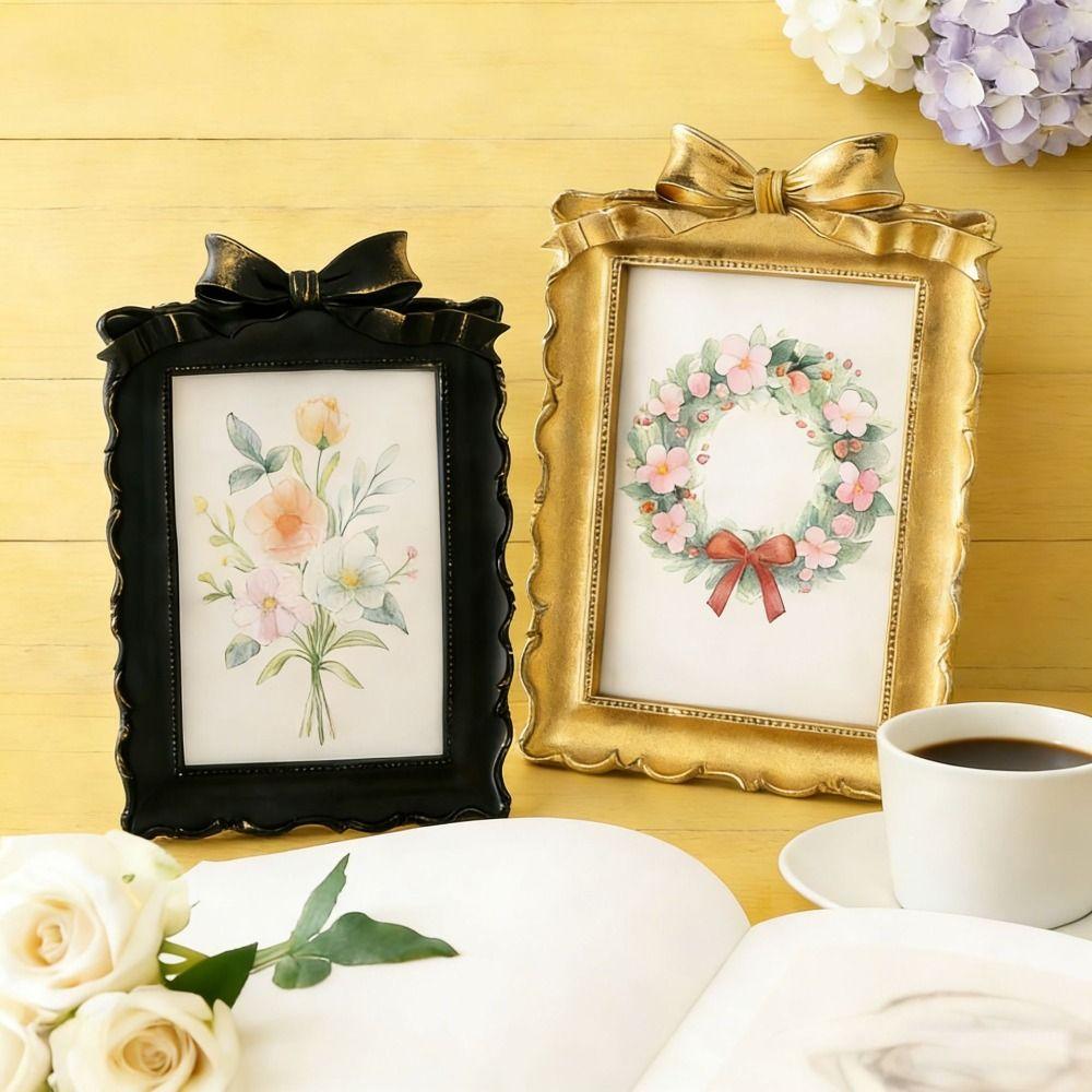 Elegant Vintage Picture Frame Resin Retro Style Victorian Photo Frame Ornate Details Exquisite Baroque Decor Frame