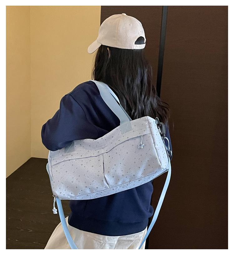 Star Travel Large Capacity Lightweight Business Trip Bag with Wet/Dry Separation for Sports and Yoga.