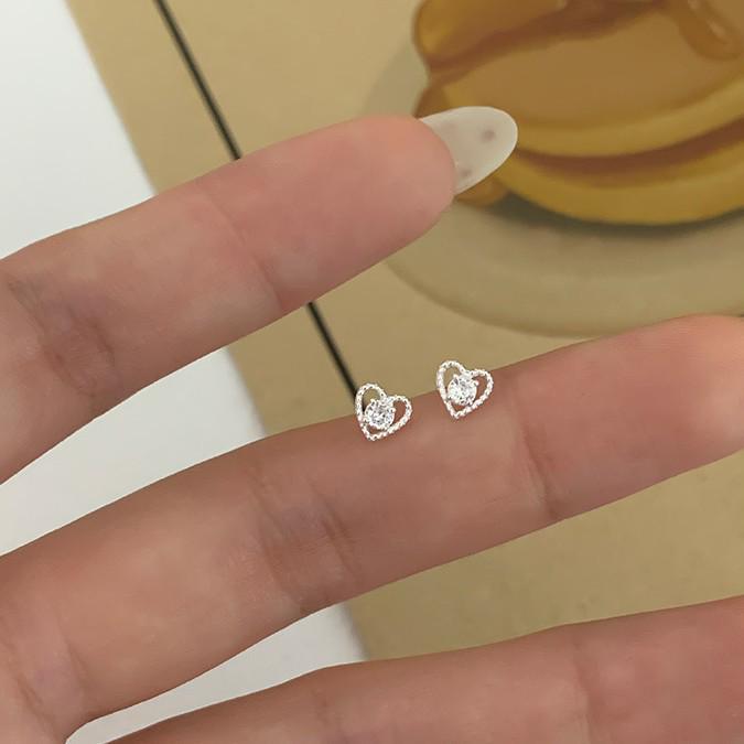 S925 Sterling Silver Hollow Heart Zircon Stud Earrings – Exquisite, Sweet, Luxury Design 925 Silver