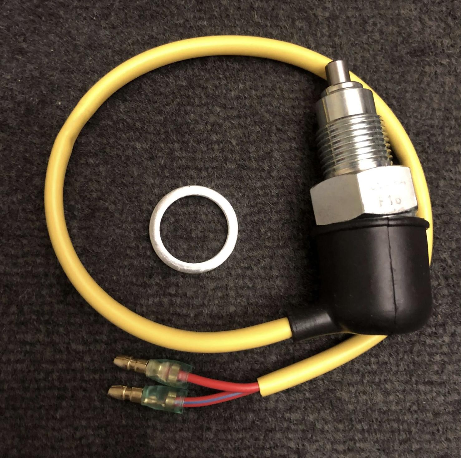 

TOYOTA Genuine 84210-20012 LandCruiser Back Up Lamp Switch Assy
