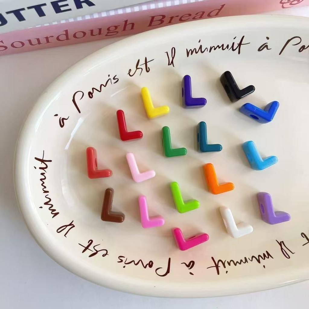 10 Stück/Los Bunte Englische Buchstabenperlen Für Schmuckherstellung DIY Dekoration Handykette Schlüsselanhänger Perlenstift Haaraccessoires