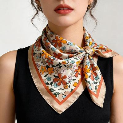 Accessoires – Schals & Tücher
