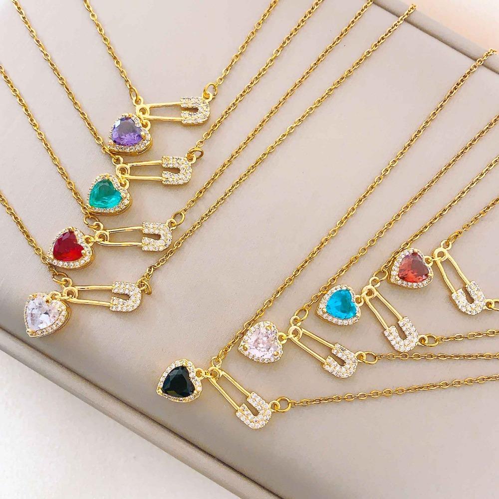 Necklace European and American Love Pin Necklace Female Personality Light Luxury Titanium Steel Collarbone Chain Wind Advanced Sense Niche