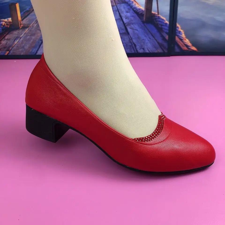 

Повседневные женские туфли-лодочки на нескользящем квадратном каблуке для женщин, оптовая продажа обуви, предложение, мода, отпуск, последний тренд 2024 года, красавчик сегодня 40