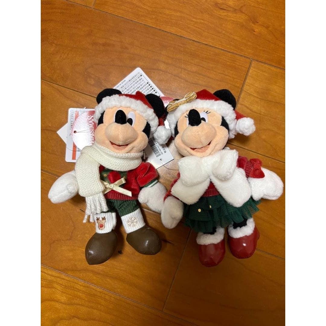 Disney 2025 Christmas Plush Badge Mickey Minnie Set