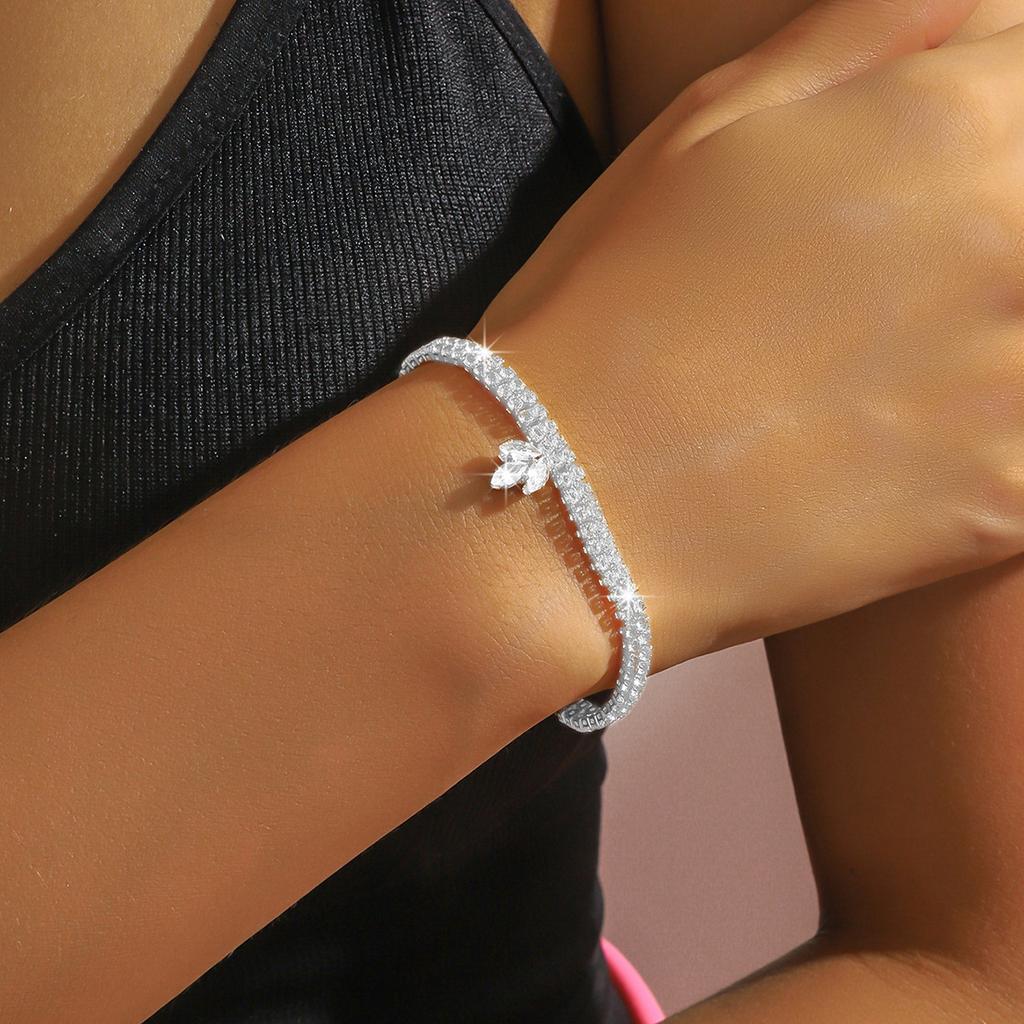 Fashion Clavicle Chain Earrings Bracelet Set Zircon Jewelry Full Diamond Claw Chain Rhinestone Necklace Set Accessories Women