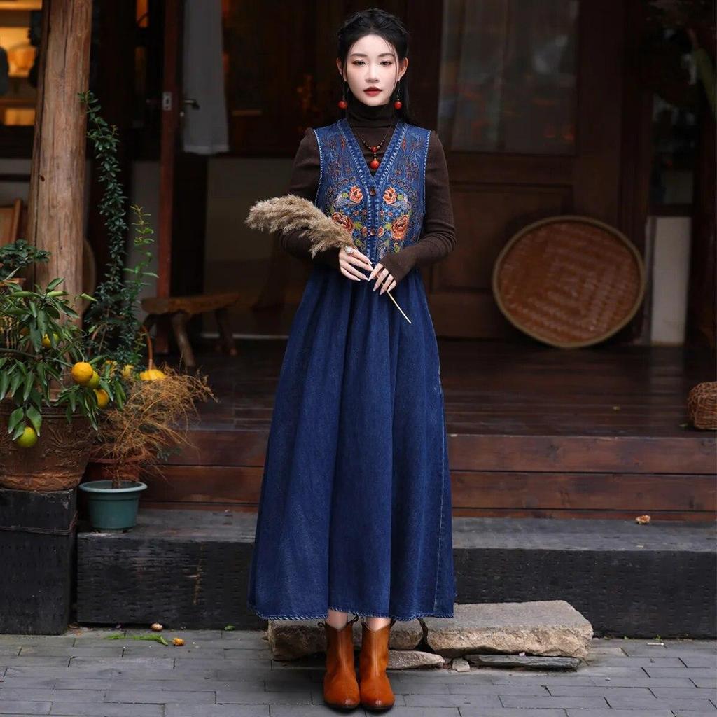 Johnature Γυναικείο Ανοιξιάτικο Φόρεμα Κινέζικου Στυλ Κέντημα V-Λαιμόκοψη Αμάνικο Vintage Άνετο Βαμβακερό Καθημερινό Φόρεμα Μεγάλης Κάμπανας