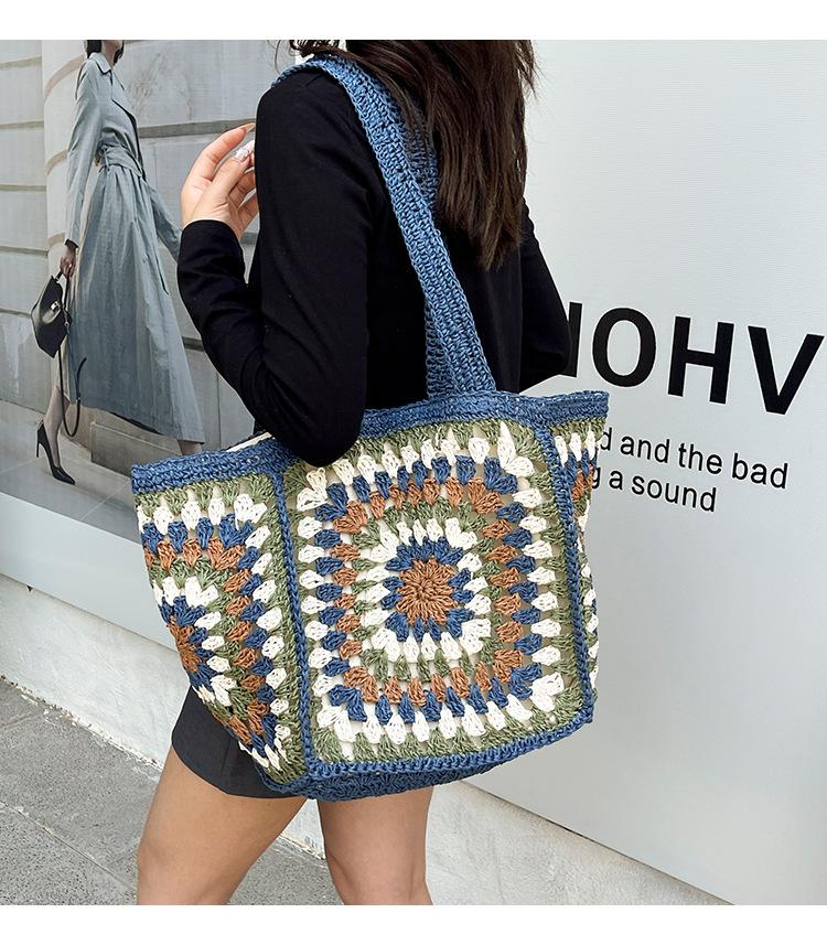 Sommer handgewebte Tasche Damen 2025 neue Schultertasche Tragetasche mit großem Fassungsvermögen Strandurlaub Strohtasche