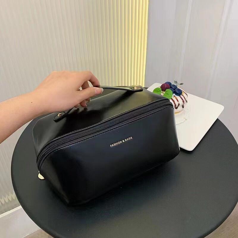 

Women s Portable Pillow-Style Cosmetic Travel Organizer Bag