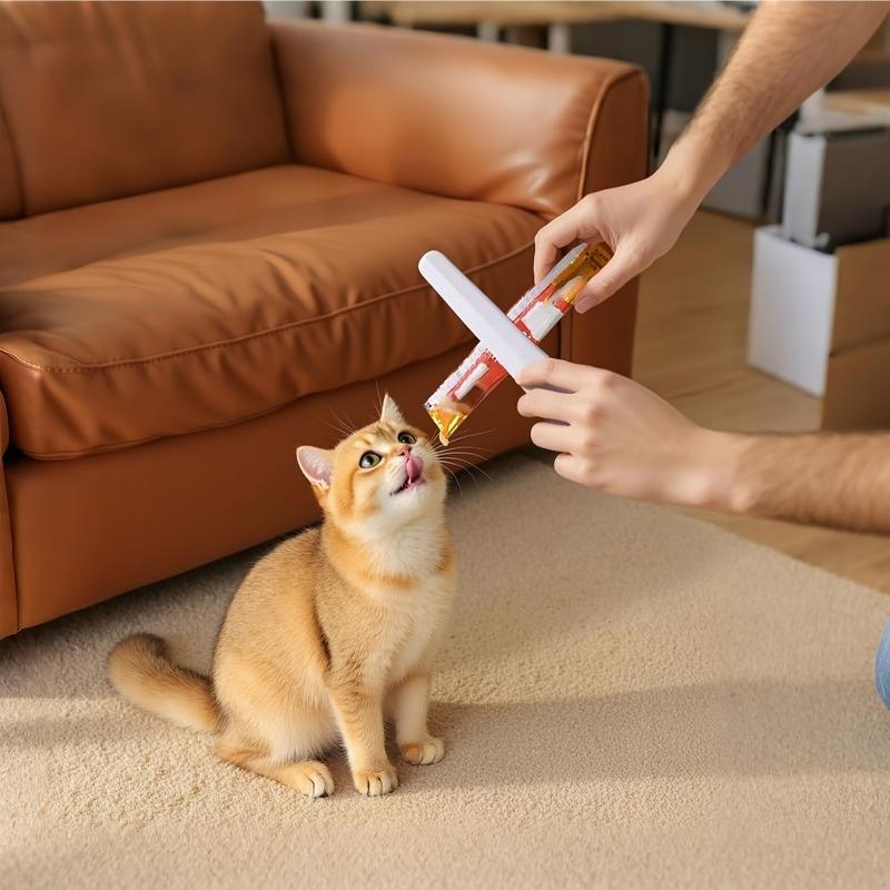 1PC No-Waste Magnetic Pet Food Pouch Squeezer White Wet Food Tube Squeeze Clip For Cat Dog Home Feeding Sauce Paste Tool