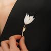 Broșă Magnolia Broșă rafinată și elegantă pentru femei de ultimă generație Design Pin Sense Nișă Accesorii pentru costum