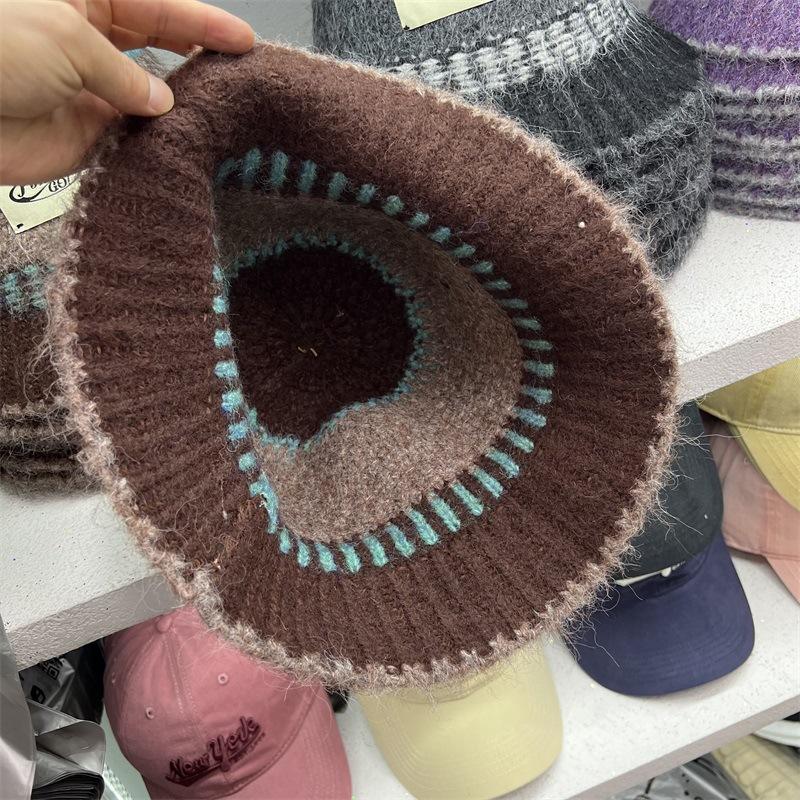 Hand hook knitted bucket hat women's new color matching retro niche design sense woven simple wool hat women